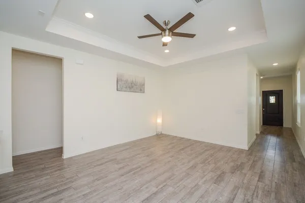 $2,350 | 18134 Sonresa Way, Tomball, TX 77377