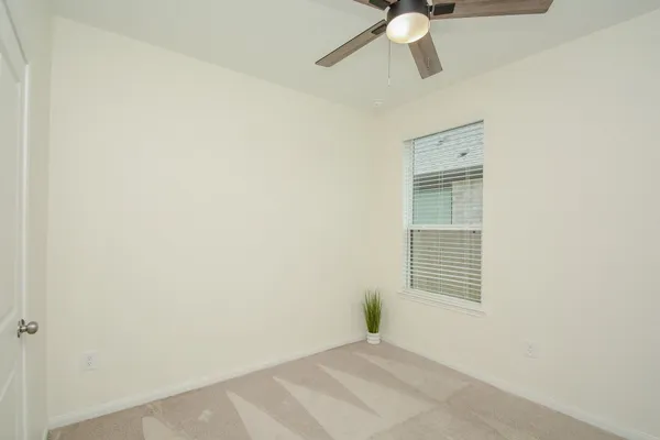 $2,350 | 18134 Sonresa Way, Tomball, TX 77377