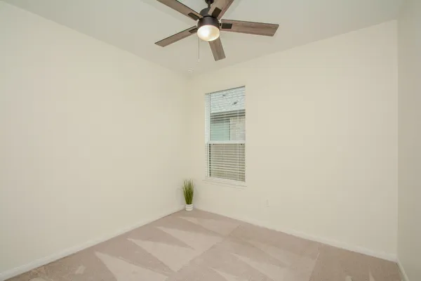 $2,350 | 18134 Sonresa Way, Tomball, TX 77377