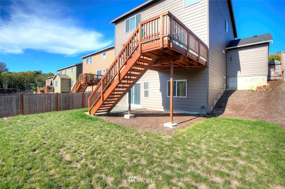 16323 Southeast 139th Place Renton, WA 98059 - Photo 24 of 25 Gallery Image 24