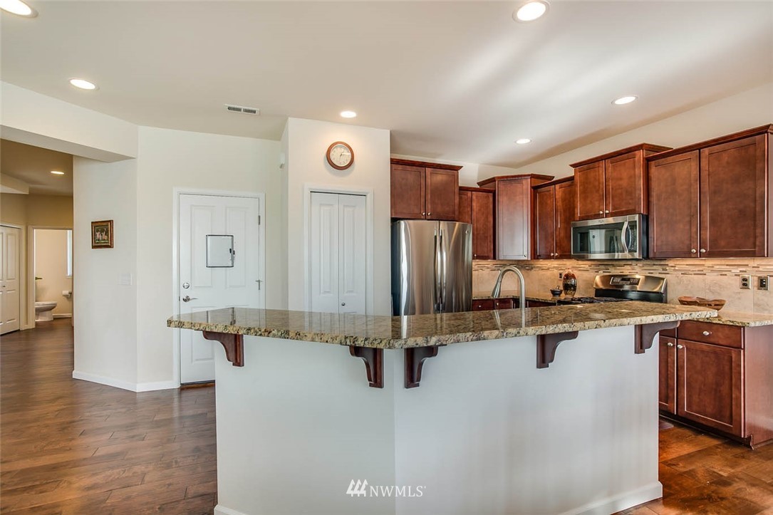 16323 Southeast 139th Place Renton, WA 98059 - Photo 7 of 25 Gallery Image 7