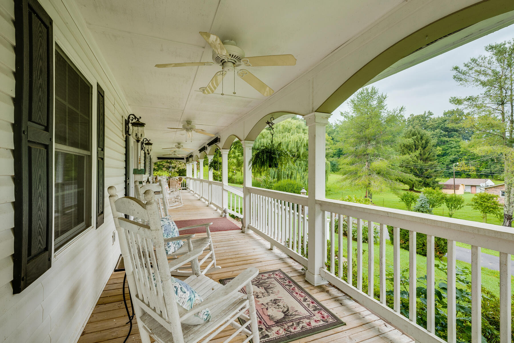 121 Old County Road Hampton, TN 37658 - Photo 13 of 59 105