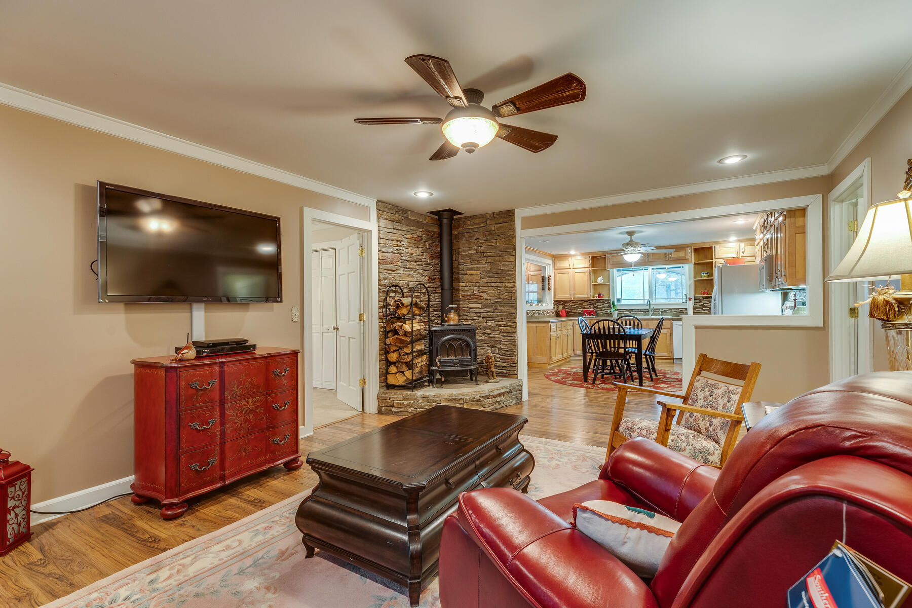 121 Old County Road Hampton, TN 37658 - Photo 28 of 59 114