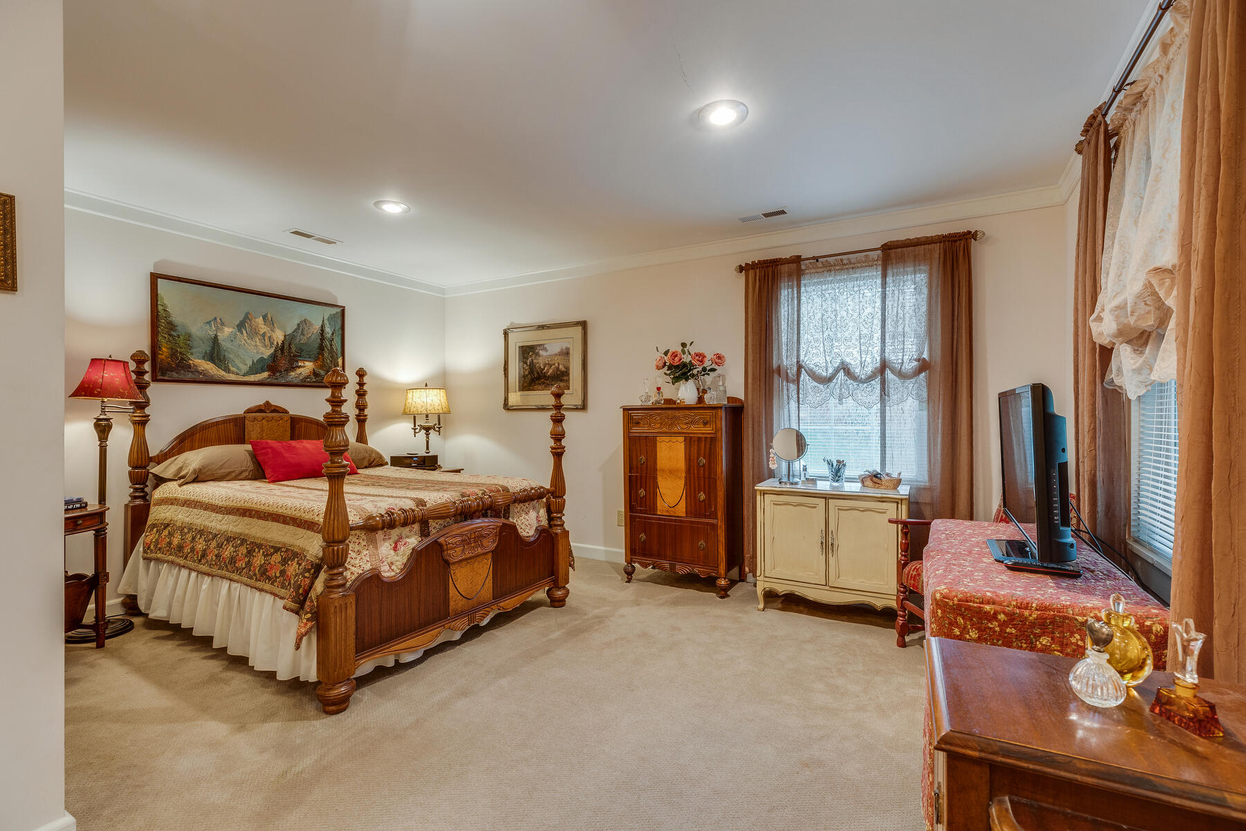 121 Old County Road Hampton, TN 37658 - Photo 38 of 59 130