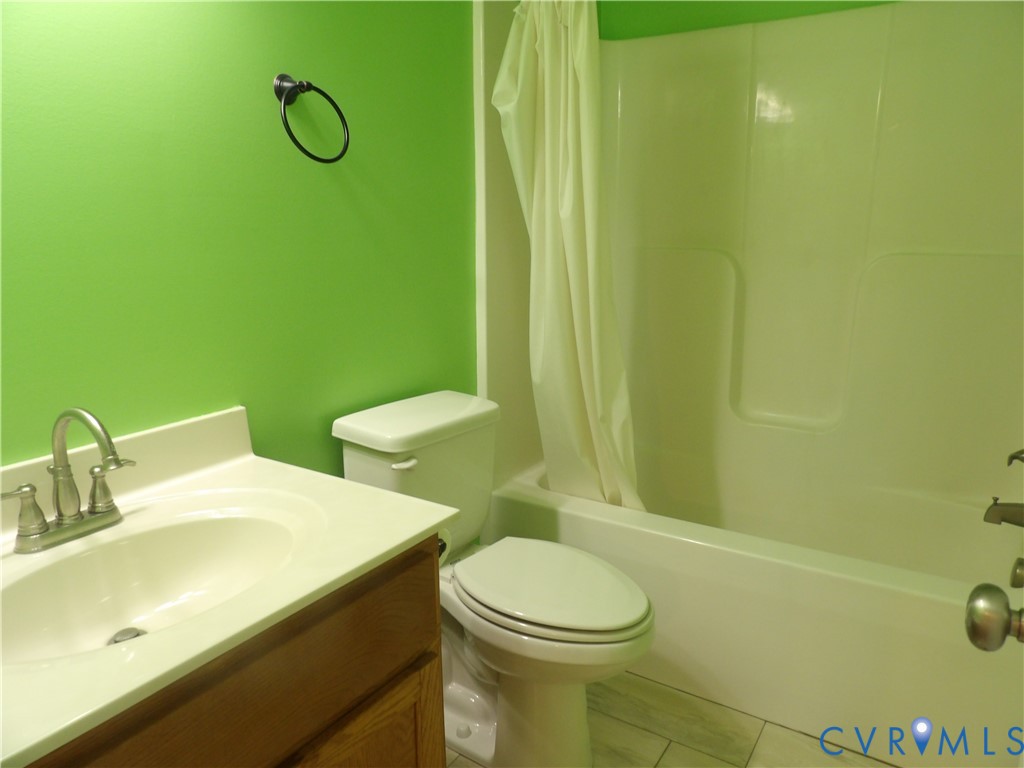 8521 Vaughan Road Petersburg, VA 23805 - Photo 20 of 25