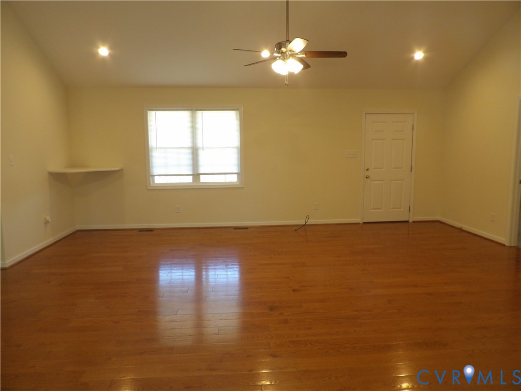 8521 Vaughan Road Petersburg, VA 23805 - Photo 6 of 25