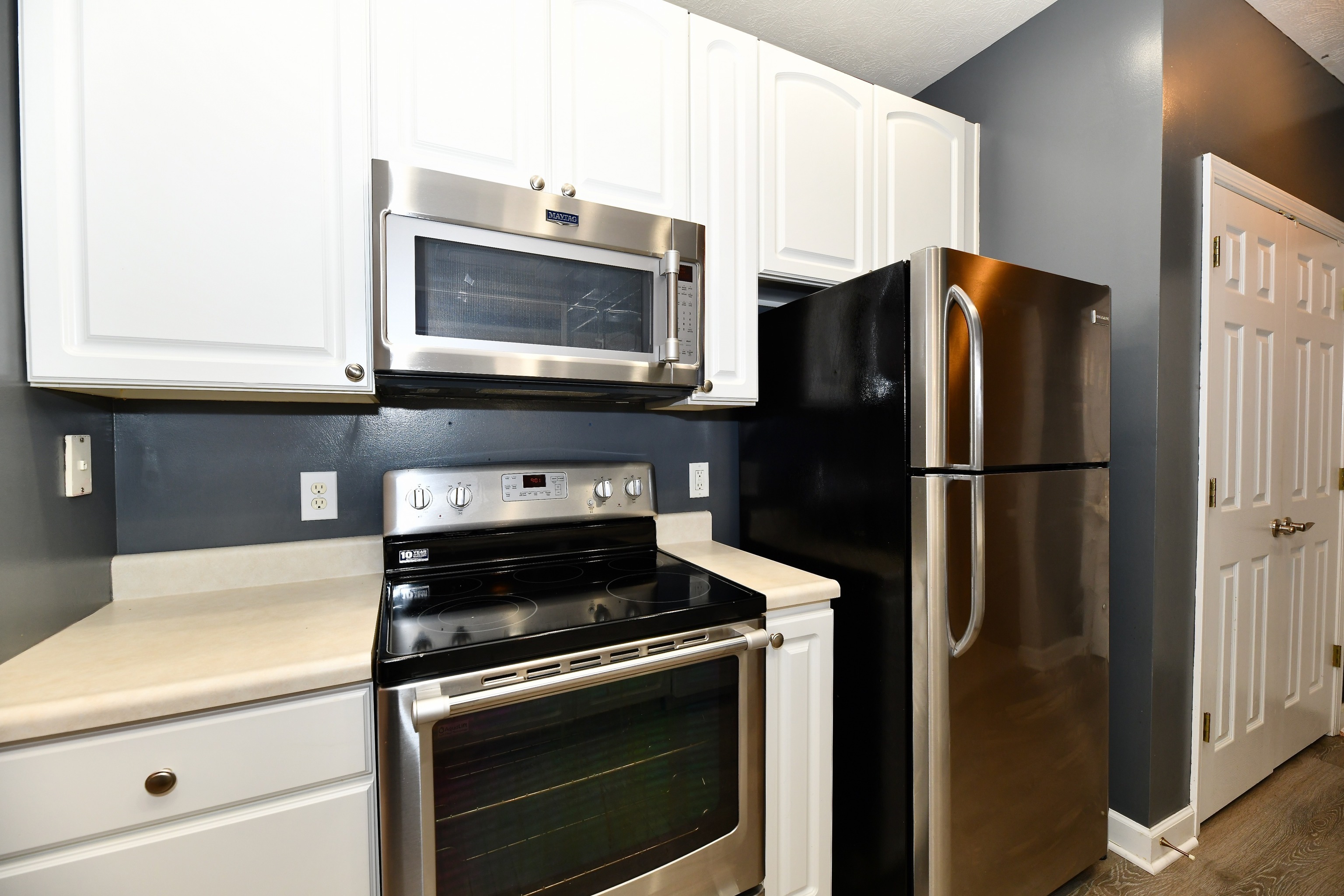 1120 Shadow Ridge Road, Unit 37 Carmel, IN 46280 - Photo 4 of 30 Gallery Image 4