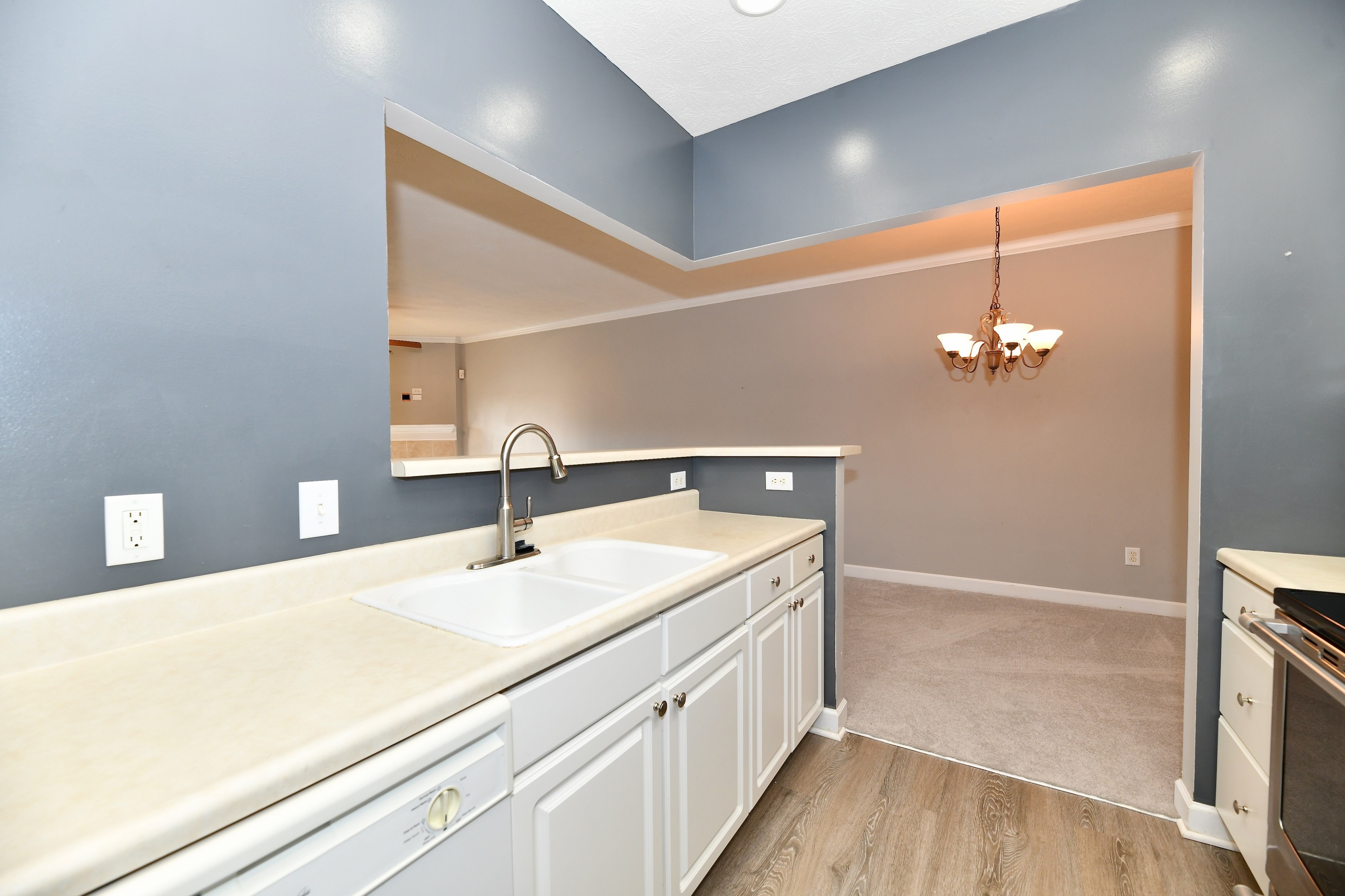 1120 Shadow Ridge Road, Unit 37 Carmel, IN 46280 - Photo 5 of 30 Gallery Image 5