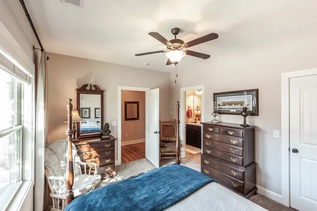a view of a livingroom with furniture