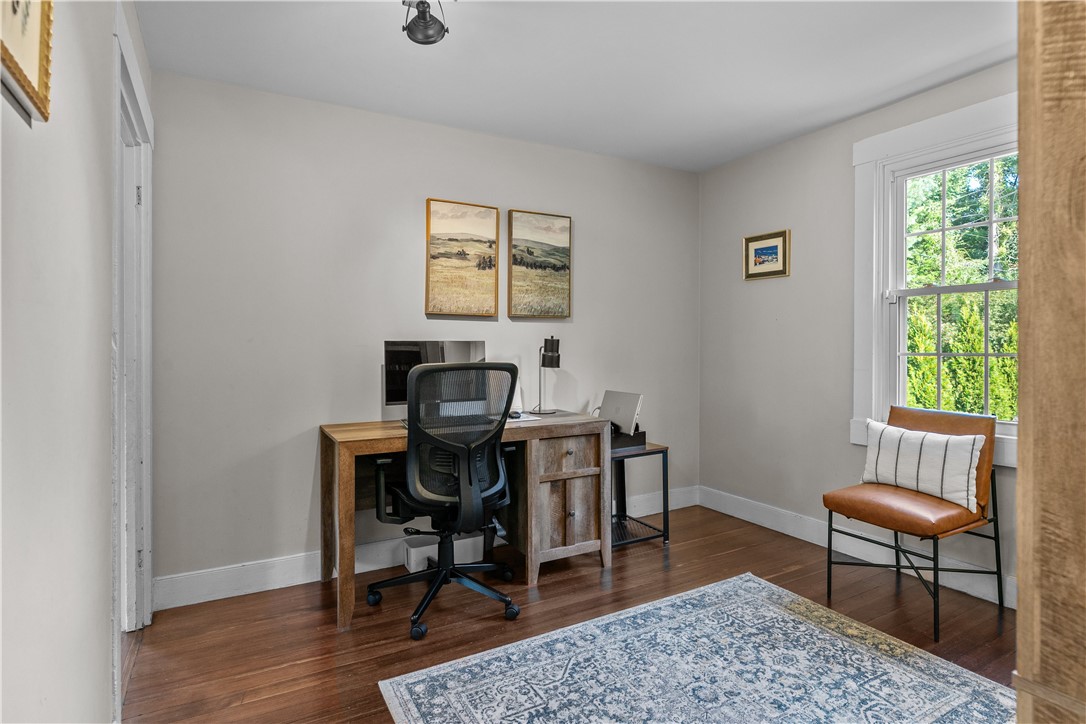 487 Sowams Road Barrington, RI 02806 - Photo 13 of 26