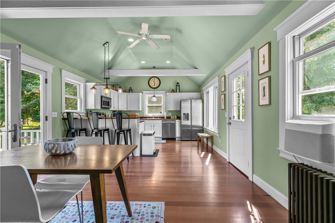 487 Sowams Road Barrington, RI 02806 - Photo 6 of 26