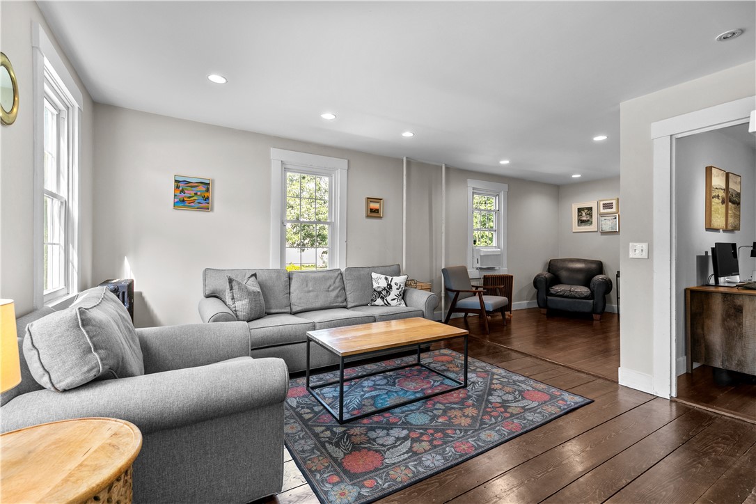 487 Sowams Road Barrington, RI 02806 - Photo 9 of 26