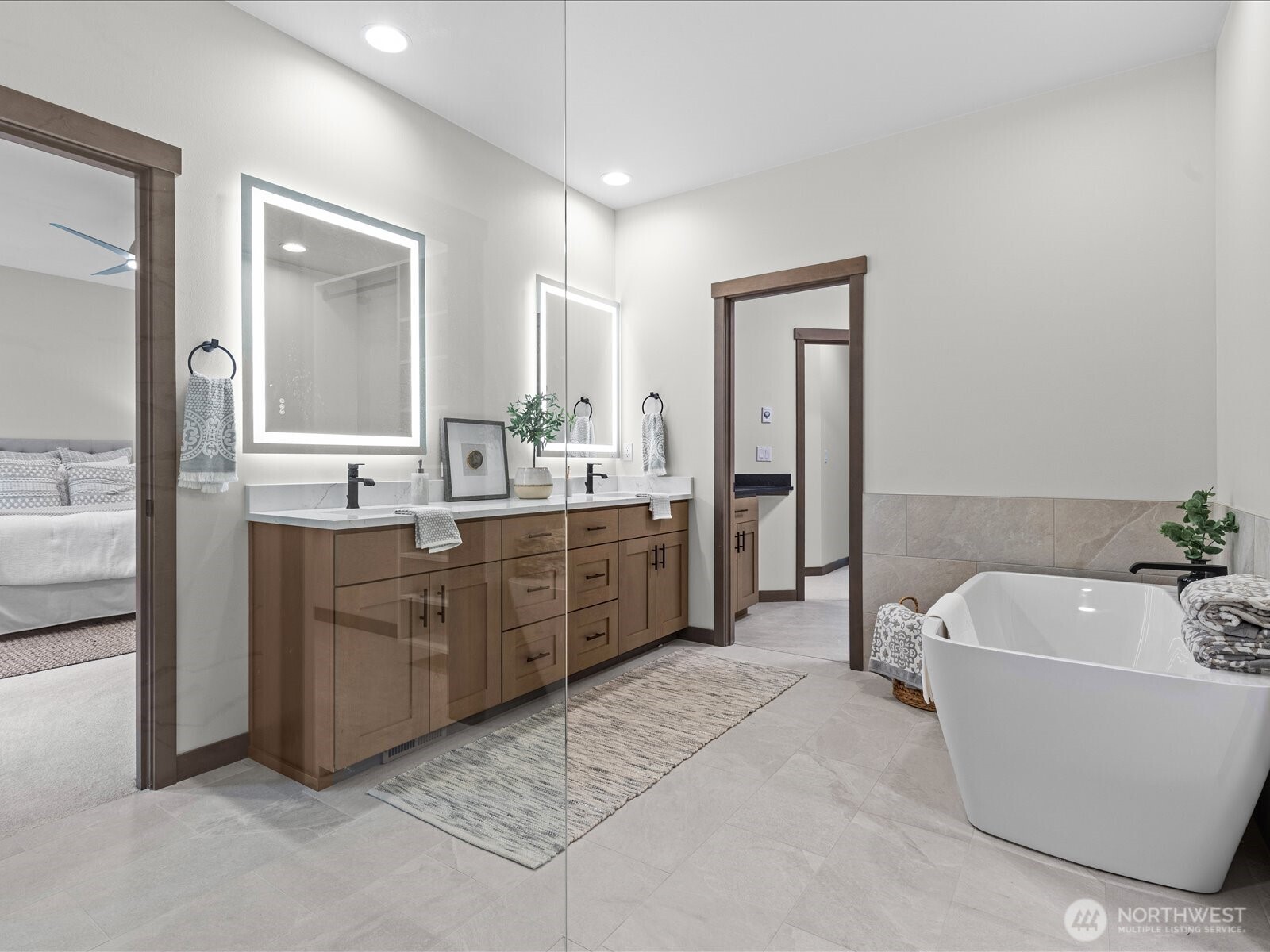 9207 Northeast 175th Street, Unit A Bothell, WA 98011 - Photo 25 of 39