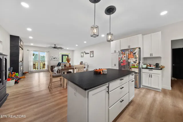 $489,000 | 3218 Old Newport Highway, Sevierville, TN 37876