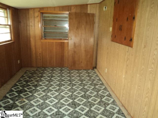 629 Simpson St Extension Calhoun Falls, SC 29628 - Photo 7 of 10 Gallery Image 7
