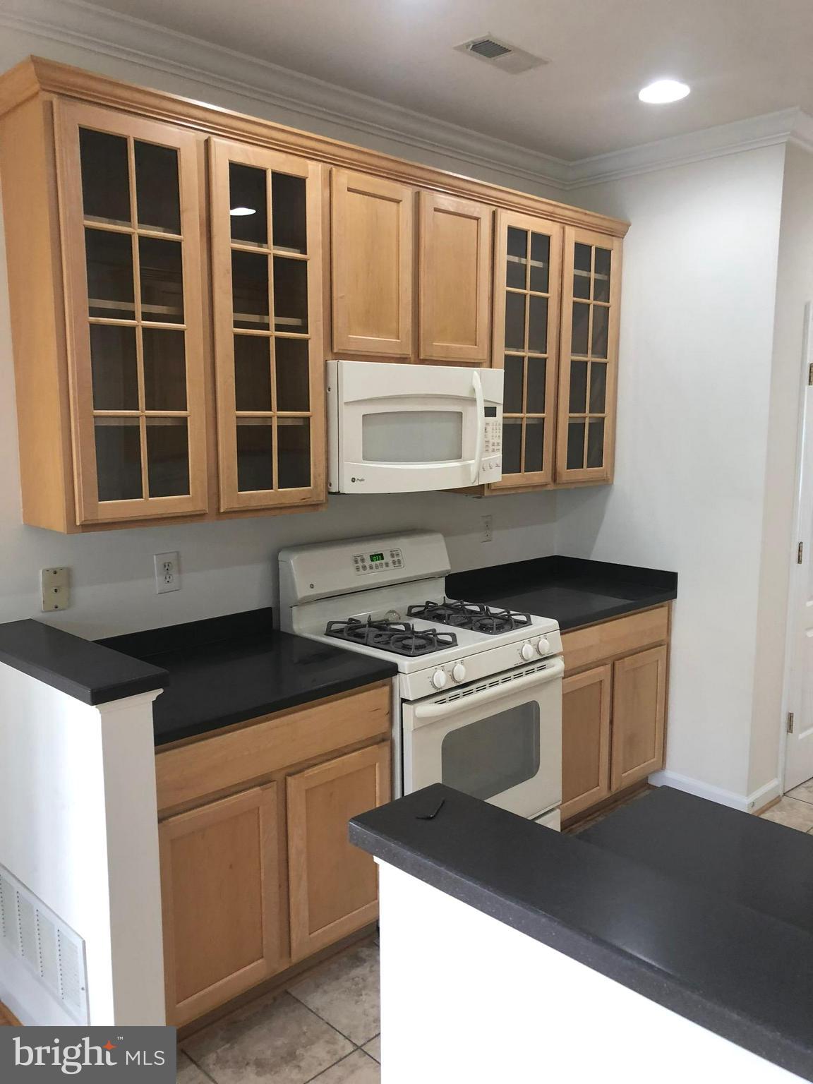 9765 Evening Bird Lane Laurel, MD 20723 - Photo 9 of 14 kitchen