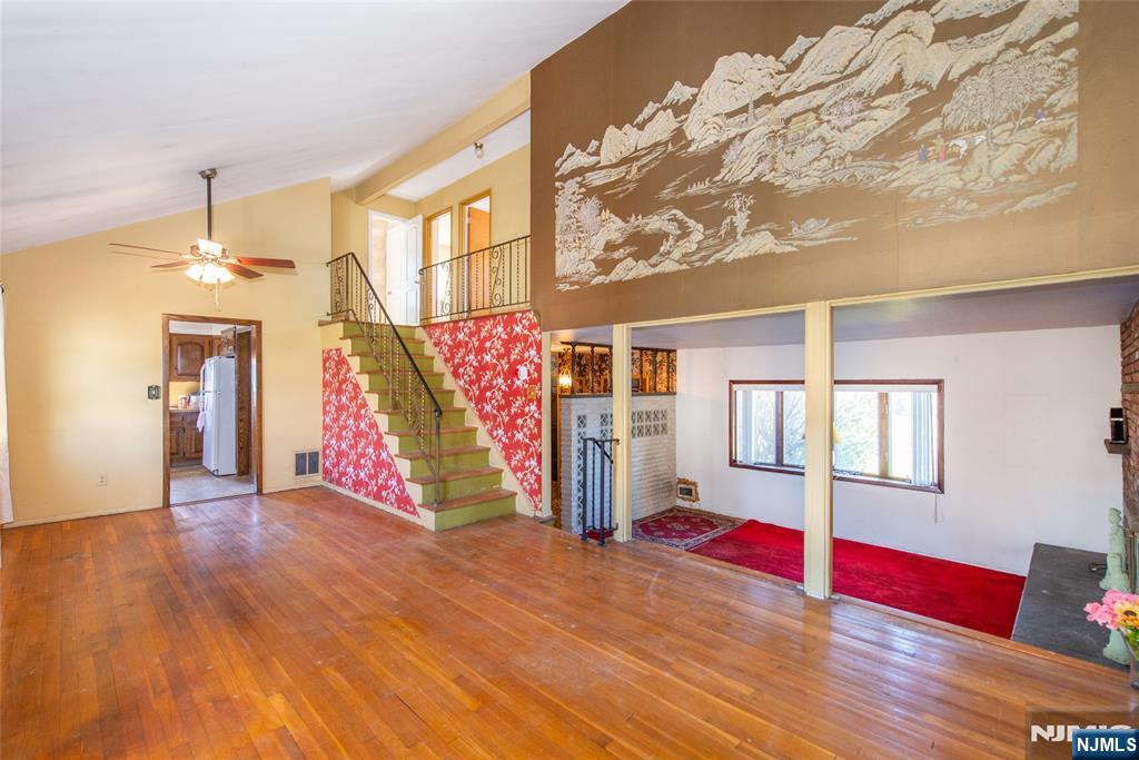 34 Bobbink Terrace East Rutherford, NJ 07073 - Photo 5 of 25