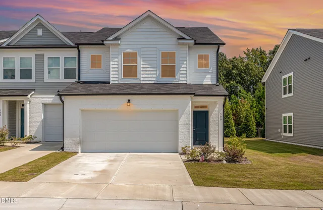 $319,750 | 500 Barrington Row Avenue, Zebulon, NC 27597