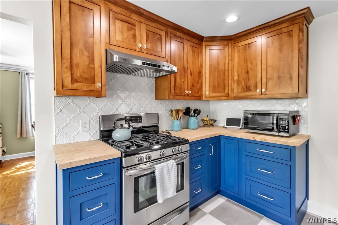 10056 Greiner Road Clarence, NY 14031 - Photo 12 of 45