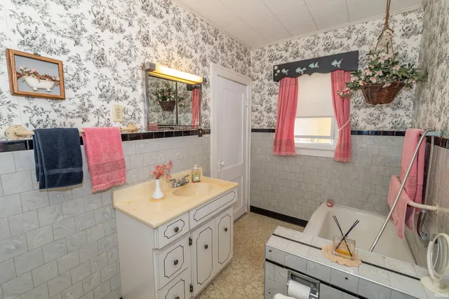 $240,000 | 25599 Peach Trail, South Bend, IN 46614