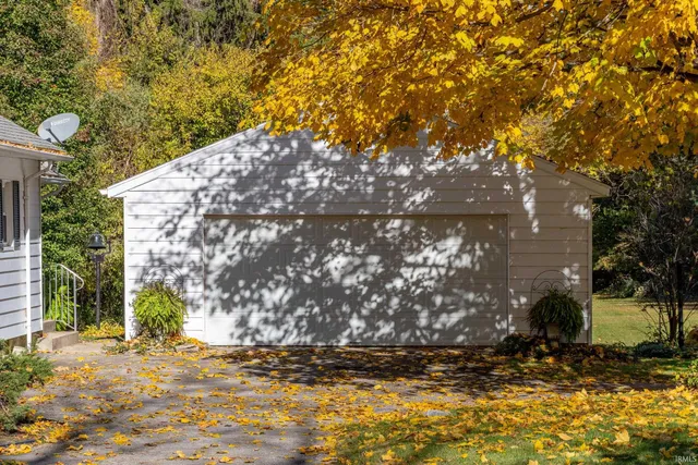 $240,000 | 25599 Peach Trail, South Bend, IN 46614