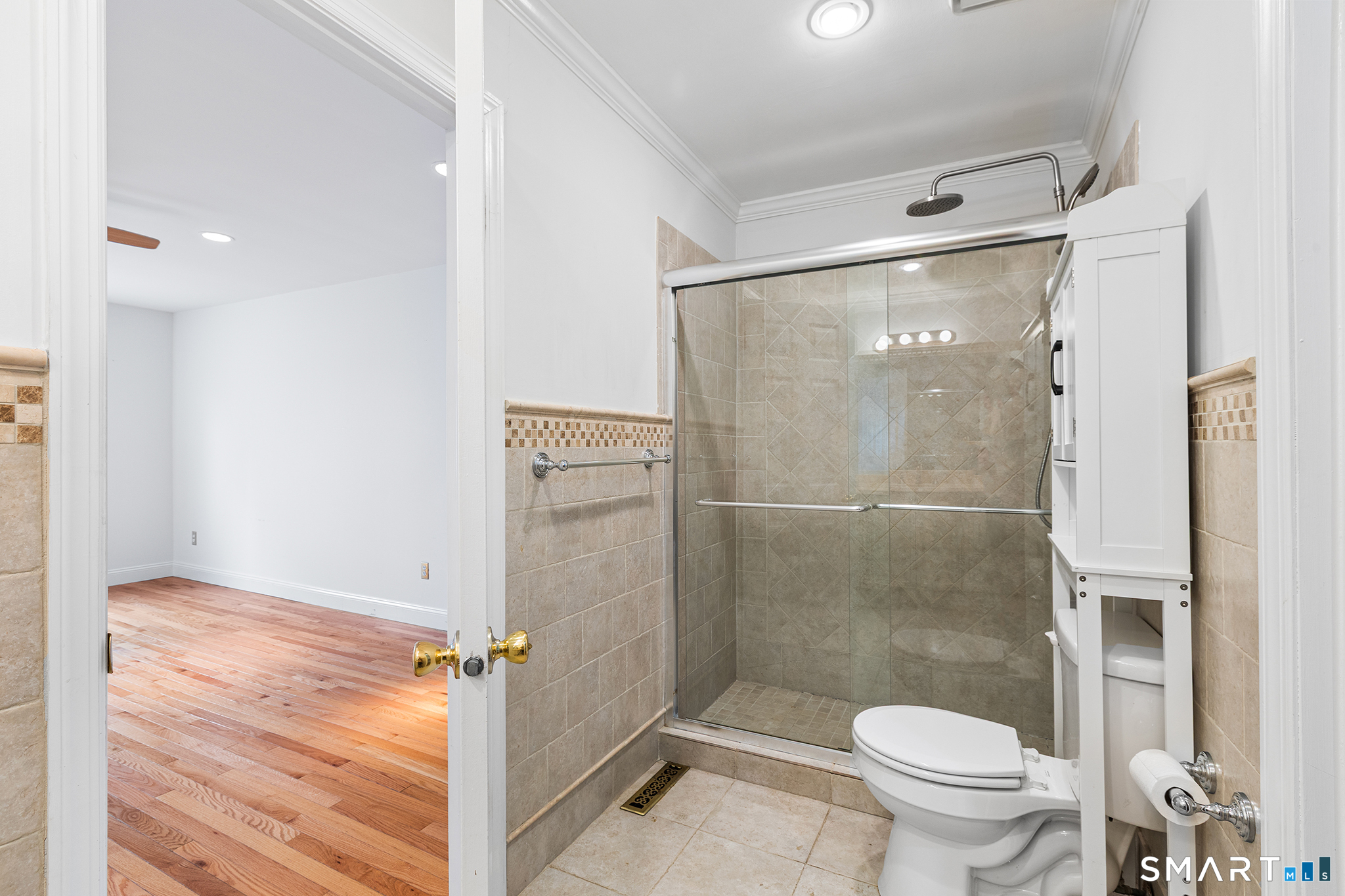 1 Valley Road, Unit 202 Stamford, CT 06902 - Photo 17 of 25