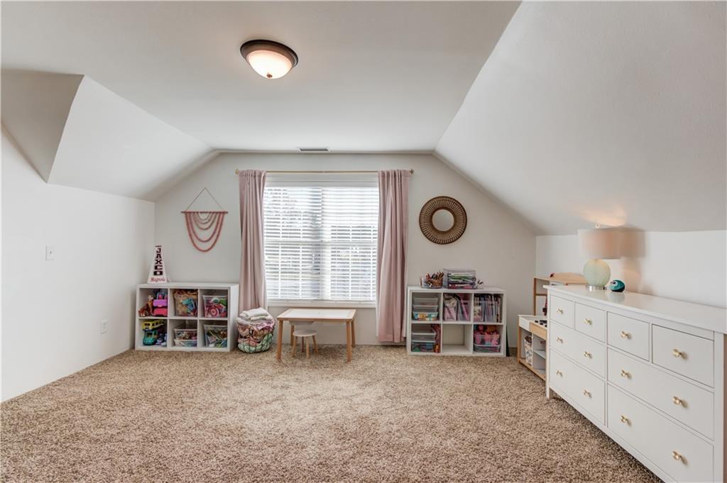 18 Raven Ridge Jefferson, GA 30549 - Photo 32 of 47 an empty room with furniture and a window