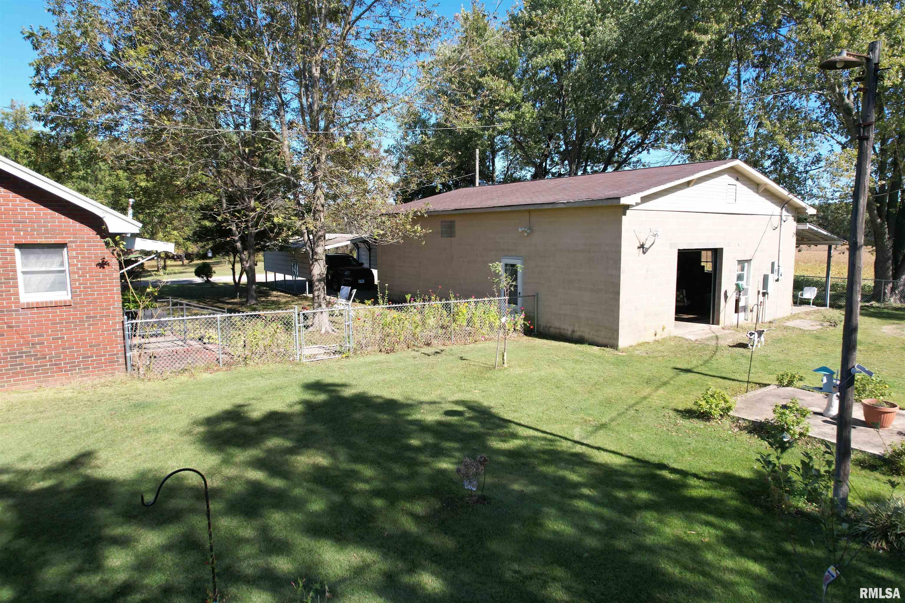 3232 Highway 145 Metropolis, IL 62960 - Photo 8 of 53