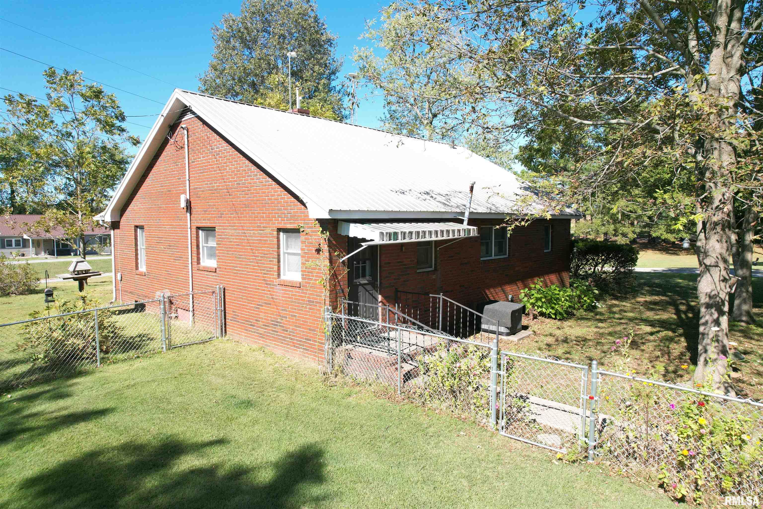 3232 Highway 145 Metropolis, IL 62960 - Photo 9 of 53