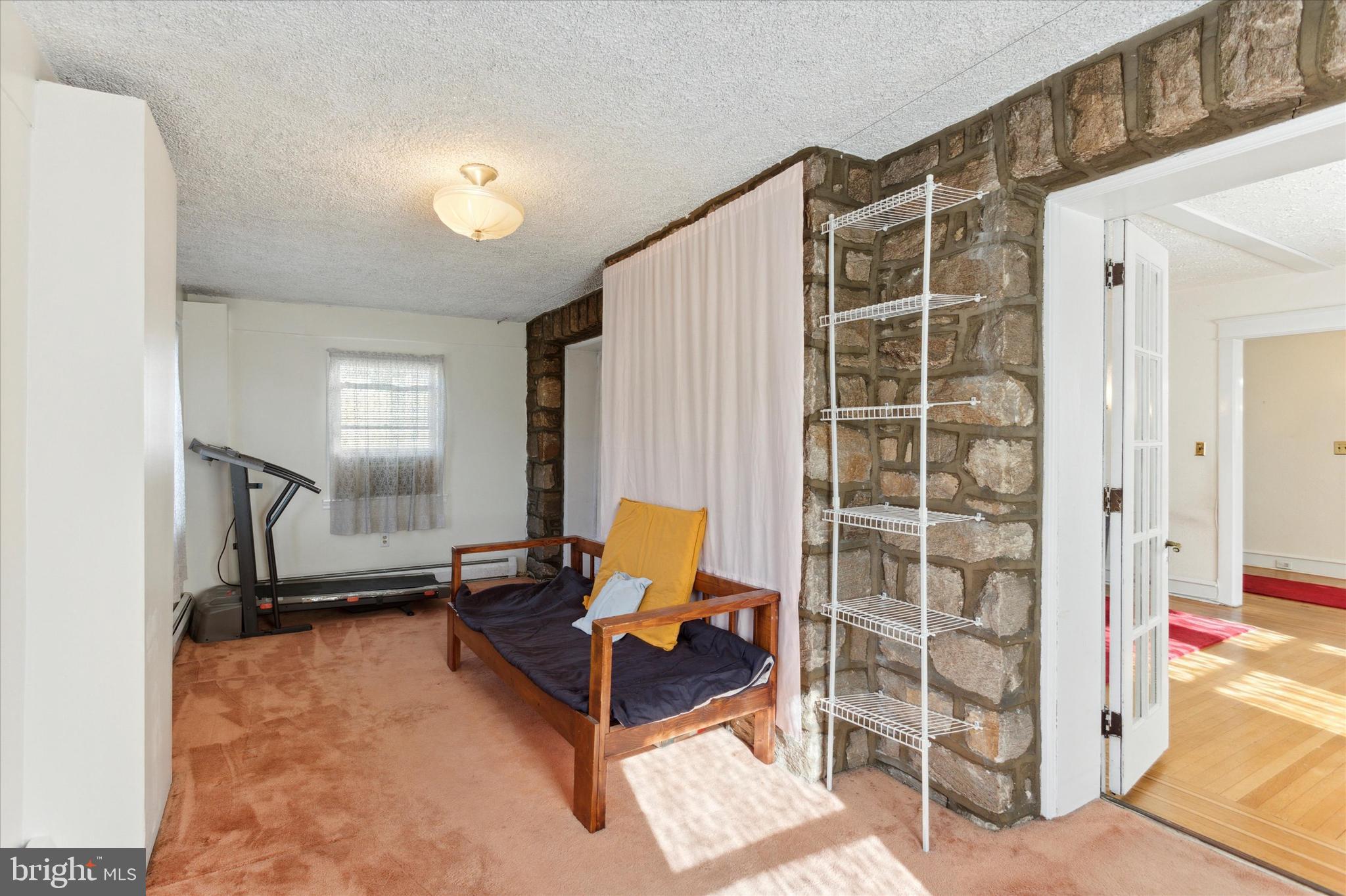 415 Broadview Road Upper Darby, PA 19082 - Photo 6 of 25 Enclosed heated porch