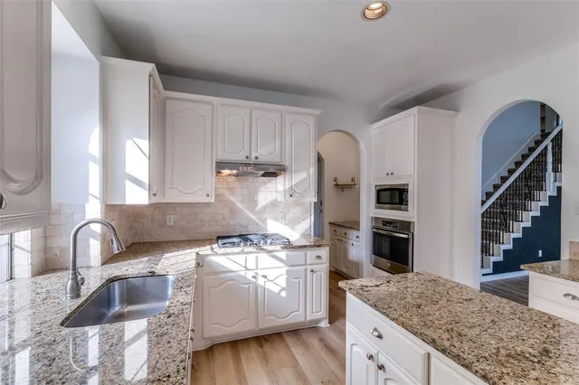 $479,000 | 5224 Bay View Drive, Fort Worth, TX 76244