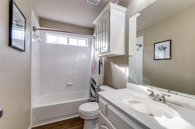 $479,000 | 5224 Bay View Drive, Fort Worth, TX 76244