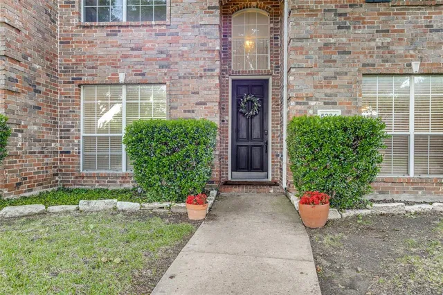$479,000 | 5224 Bay View Drive, Fort Worth, TX 76244