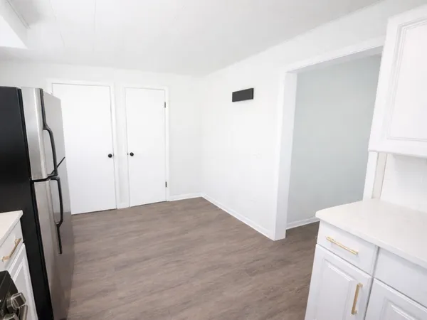 $269,900 | 1911 Hebron Avenue, Zion, IL 60099