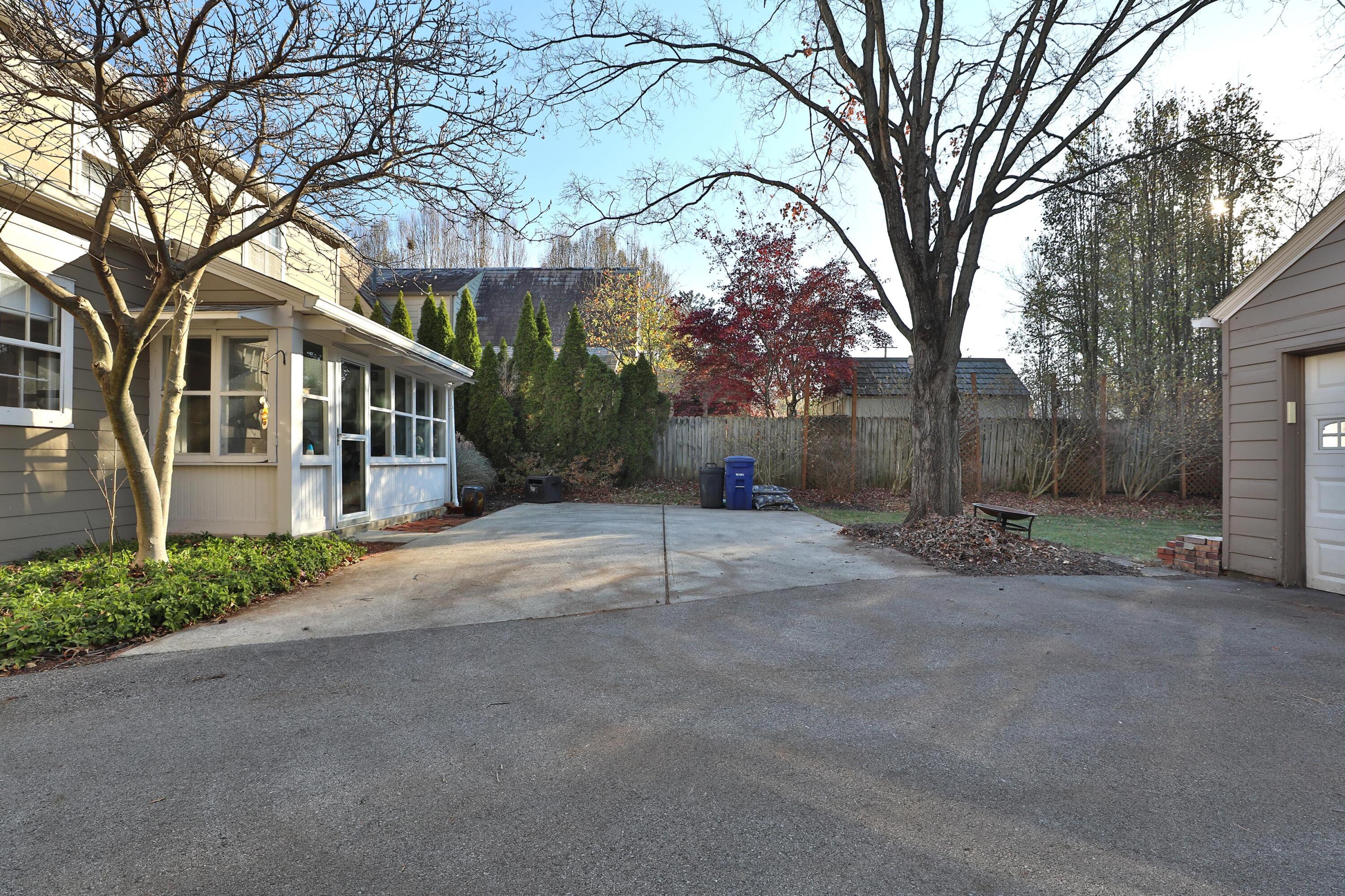 207 West Cooke Road Columbus, OH 43214 - Photo 31 of 33 207-W-Cooke-32