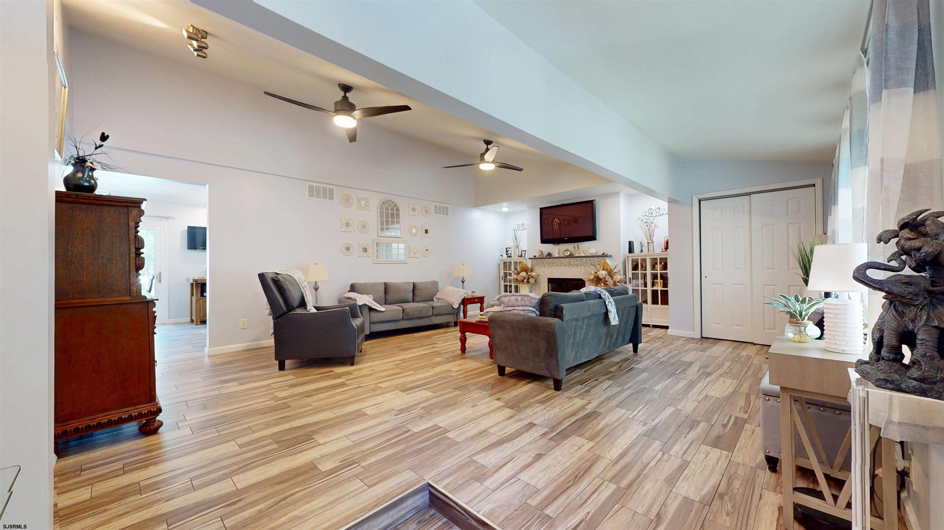 328 West Moss Mill Road Galloway Township, NJ 08215 - Photo 3 of 45