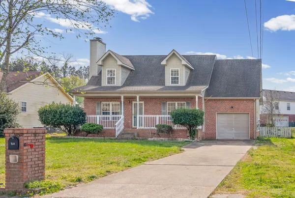 $1,600 | 382 Brook Mead Drive, Clarksville, TN 37042