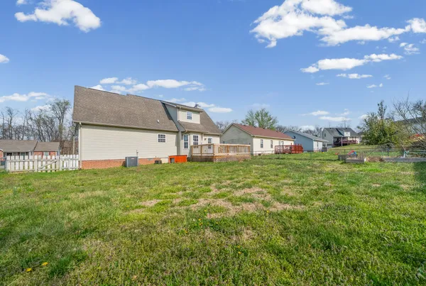 $1,600 | 382 Brook Mead Drive, Clarksville, TN 37042