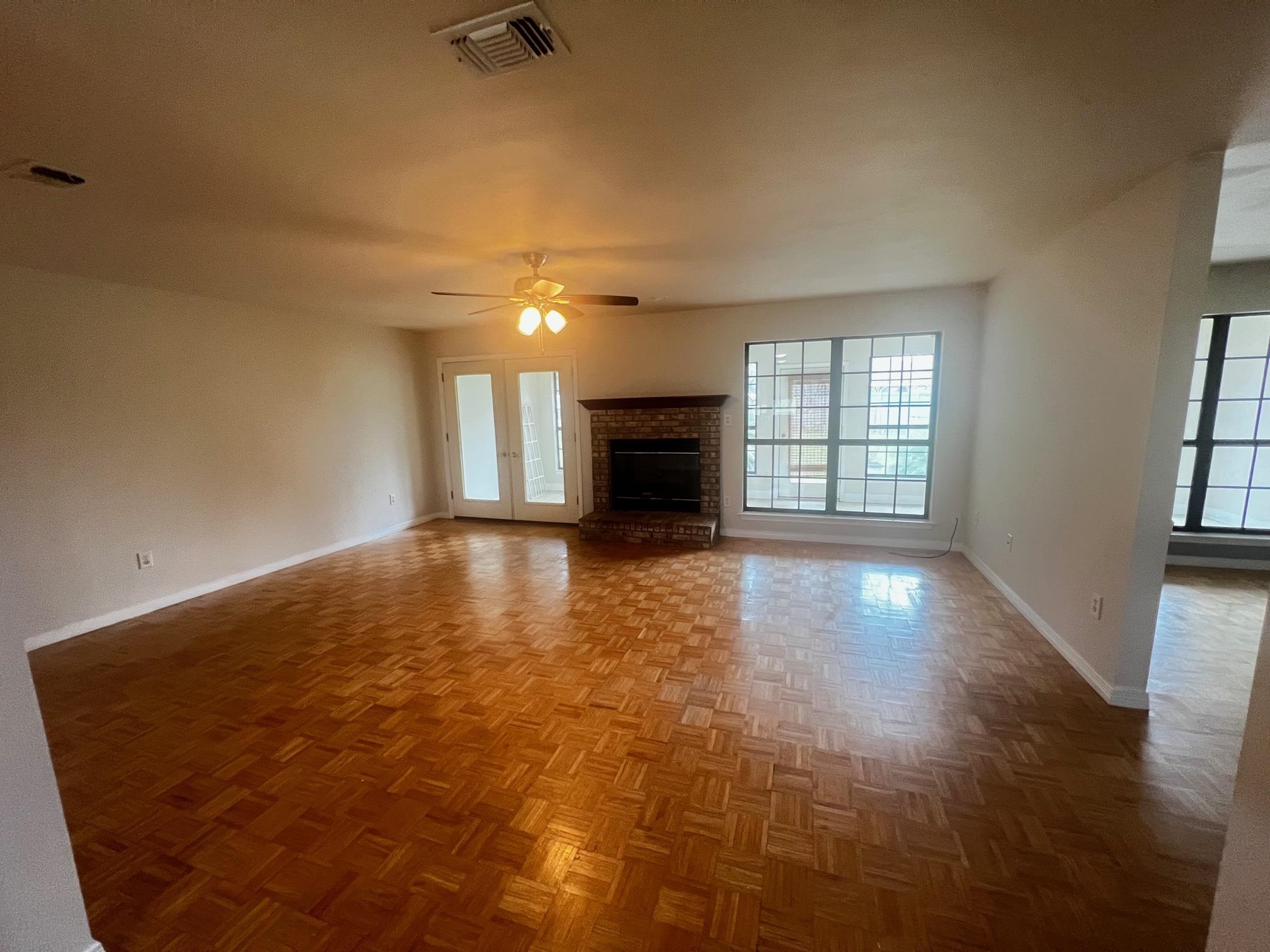 25203 East Olive Street Elberta, AL 36530 - Photo 4 of 16 Living Room