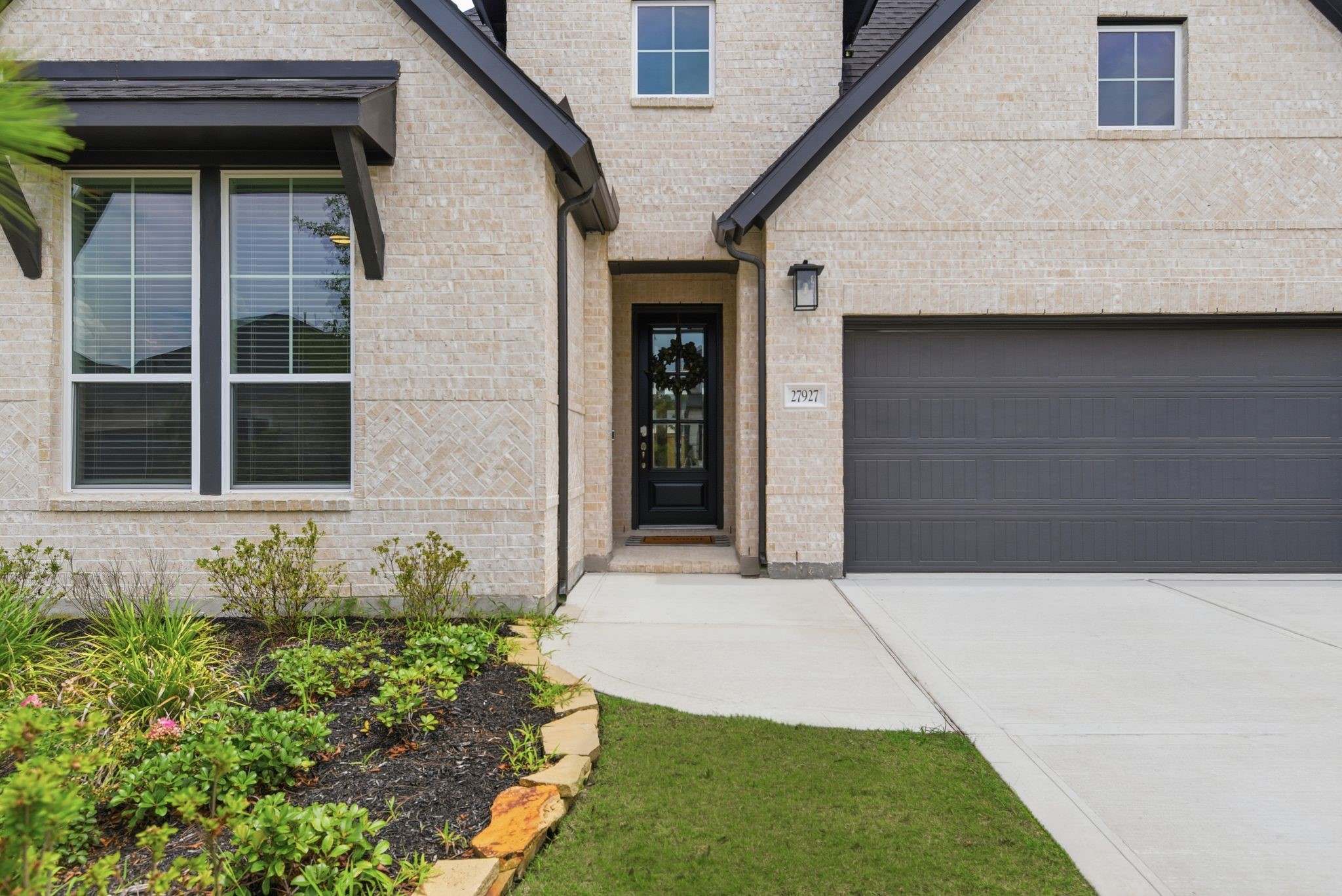 27927 Spg Fls Court Spring, TX 77386 - Photo 2 of 46