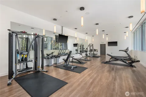 $425,000 | 800 Columbia Street, Unit 1003, Seattle, WA 98104