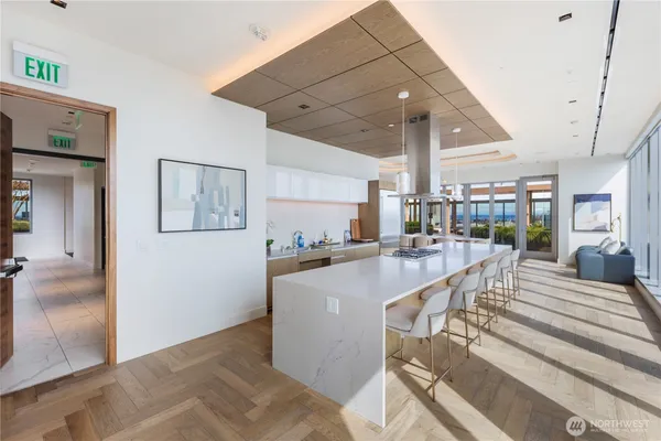 $425,000 | 800 Columbia Street, Unit 1003, Seattle, WA 98104