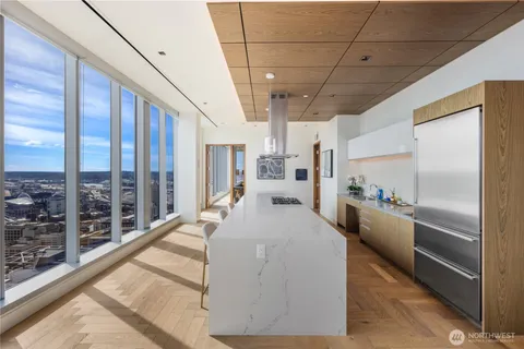 $425,000 | 800 Columbia Street, Unit 1003, Seattle, WA 98104