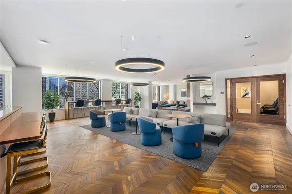 $425,000 | 800 Columbia Street, Unit 1003, Seattle, WA 98104