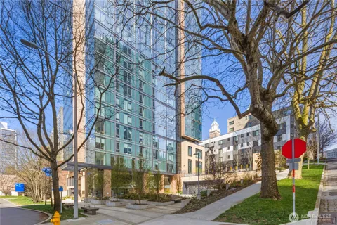 $425,000 | 800 Columbia Street, Unit 1003, Seattle, WA 98104