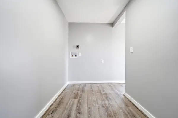 $2,100 | 29-31 Auburn Street, Unit 2R, Everett, MA 02149