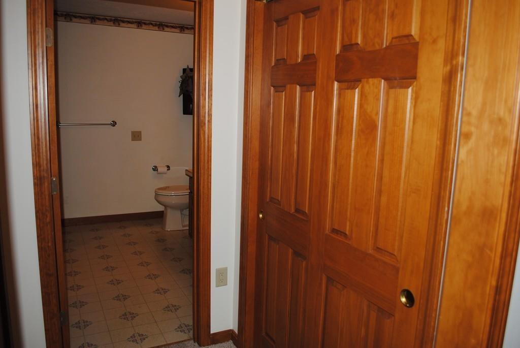 51 Old Worcester Road Webster, MA 01570 - Photo 23 of 36 Gallery Image 23