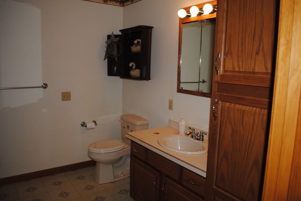 51 Old Worcester Road Webster, MA 01570 - Photo 24 of 36 Gallery Image 24