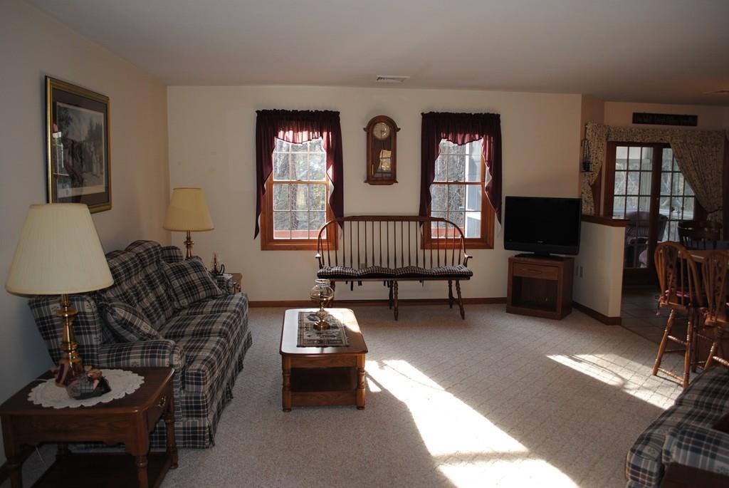 51 Old Worcester Road Webster, MA 01570 - Photo 5 of 36 Gallery Image 5