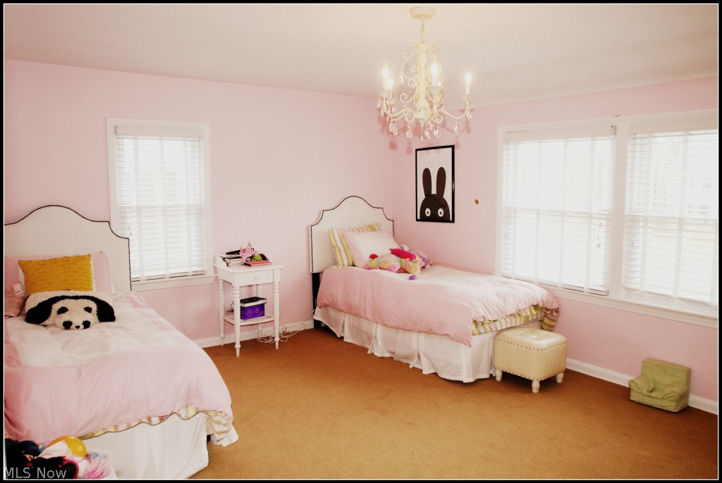 2420 Milton Road Cleveland, OH 44118 - Photo 10 of 13 Gallery Image 10